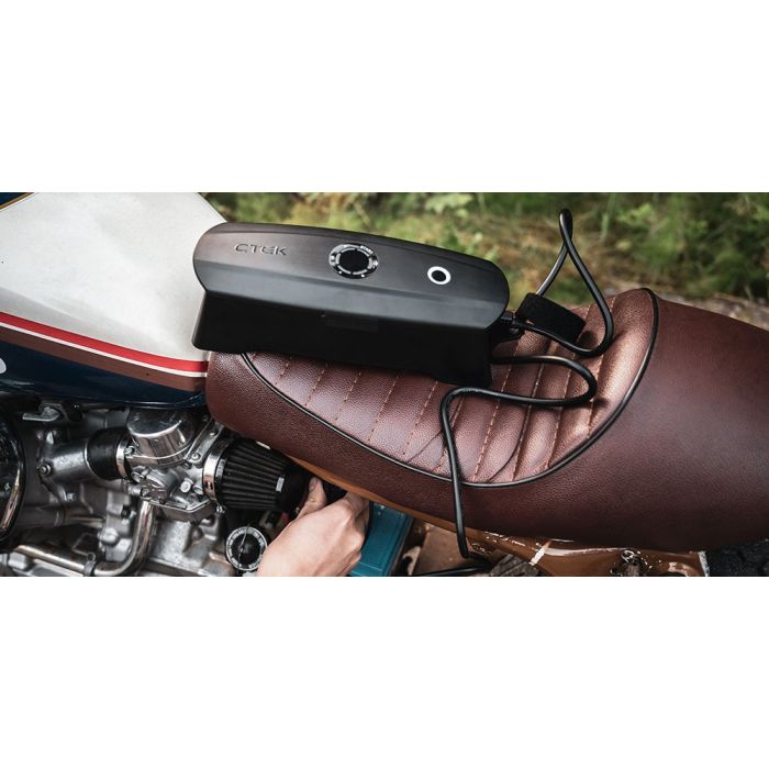 Chargeur de batterie CTEK CS Free 12 V 