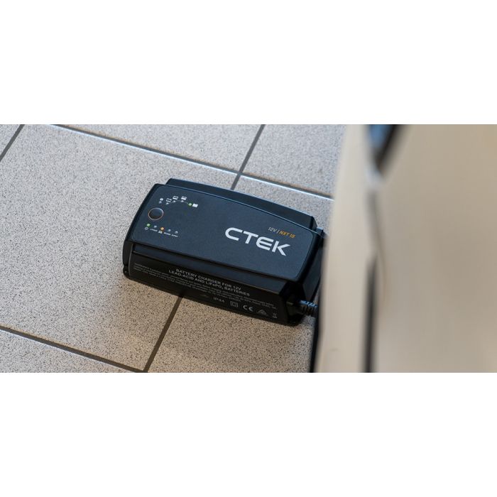 Chargeur de batterie CTEK NXT 15 12 V 