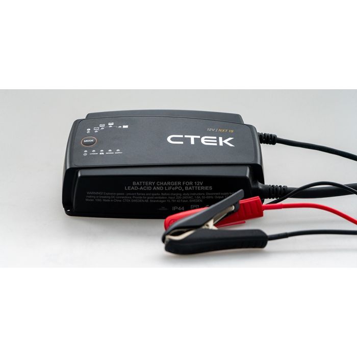 Chargeur de batterie CTEK NXT 15 12 V 