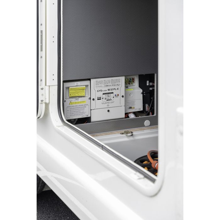 Chargeur de batterie GYS Gysflash 18.12 PL-E 12 V 